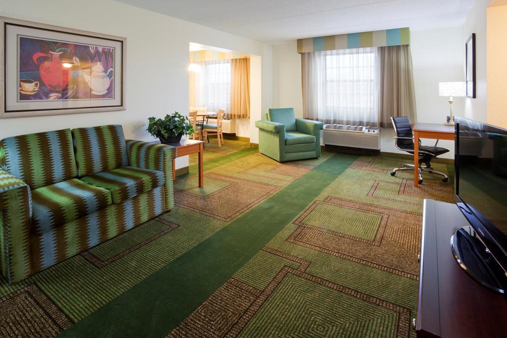 La Quinta Inn Chicago 오크브룩테라스 외부 사진
