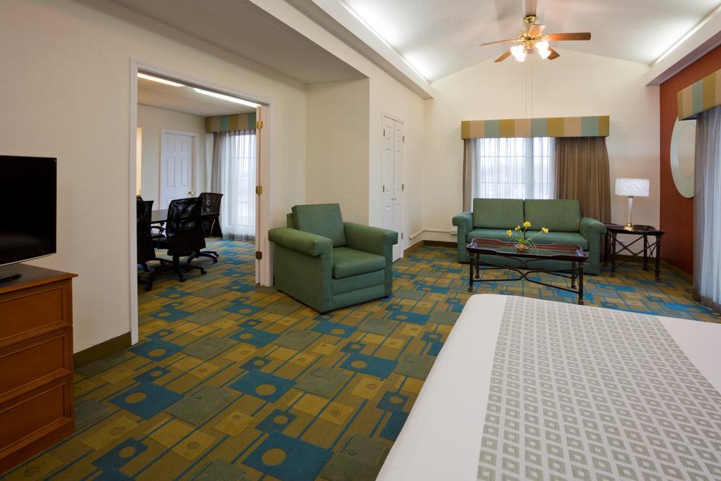 La Quinta Inn Chicago 오크브룩테라스 외부 사진