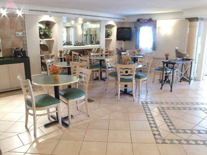 La Quinta Inn Chicago 오크브룩테라스 레스토랑 사진