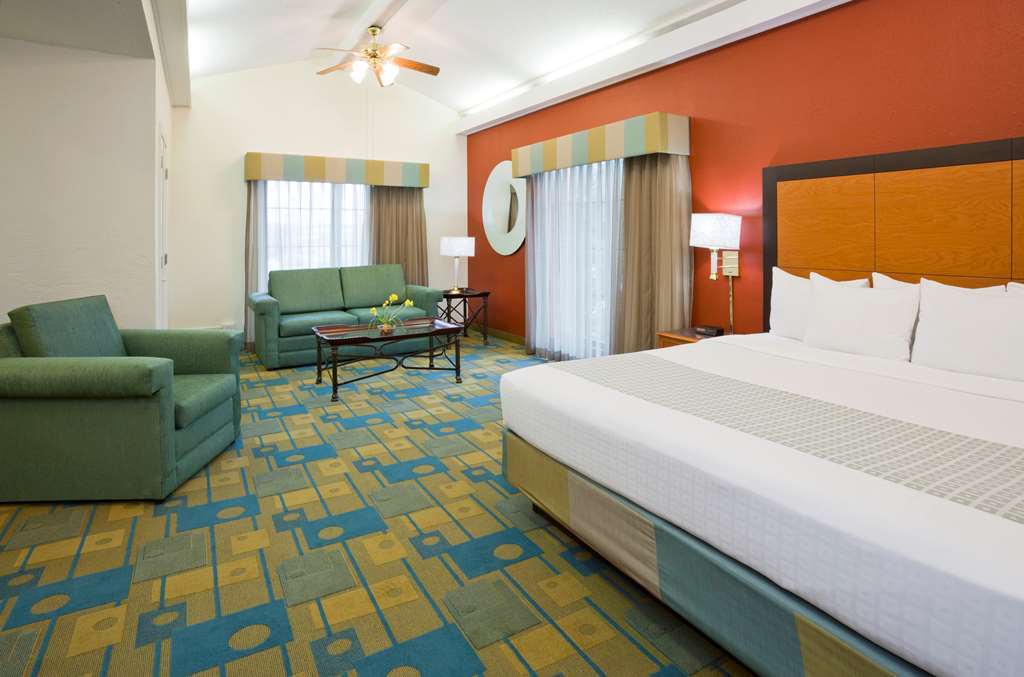 La Quinta Inn Chicago 오크브룩테라스 객실 사진