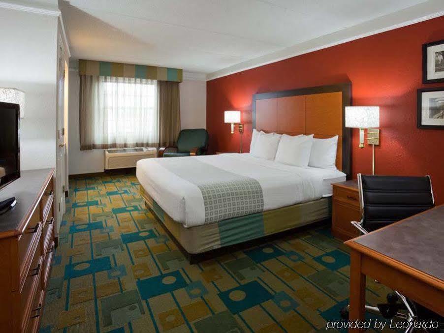 La Quinta Inn Chicago 오크브룩테라스 외부 사진